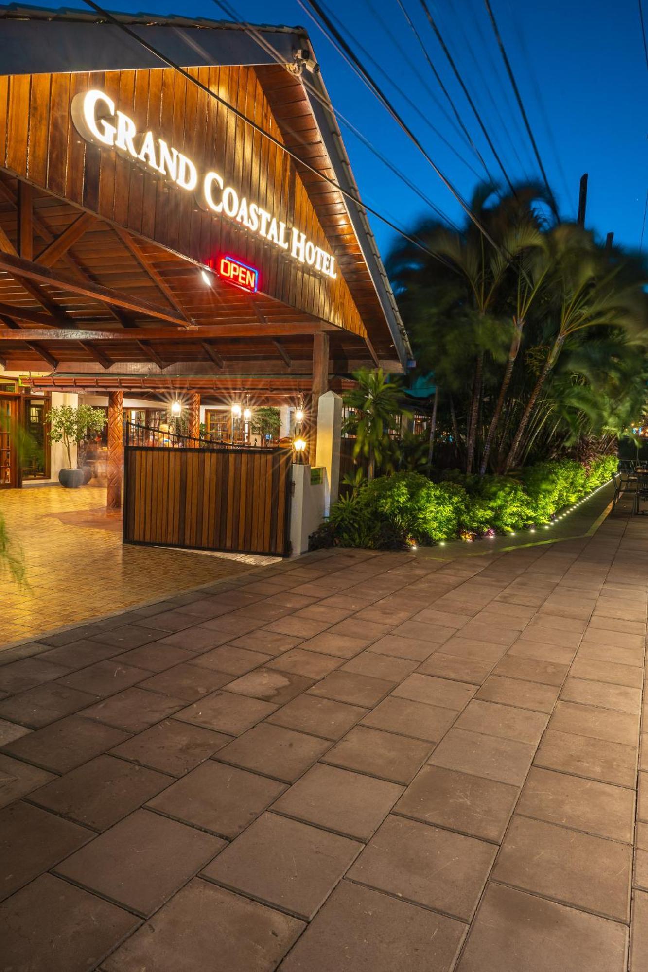 Grand Coastal Hotel Georgetown Exterior foto